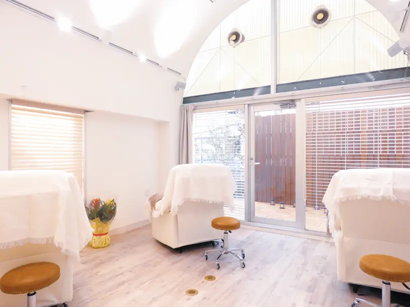 開放感あふれるサロン